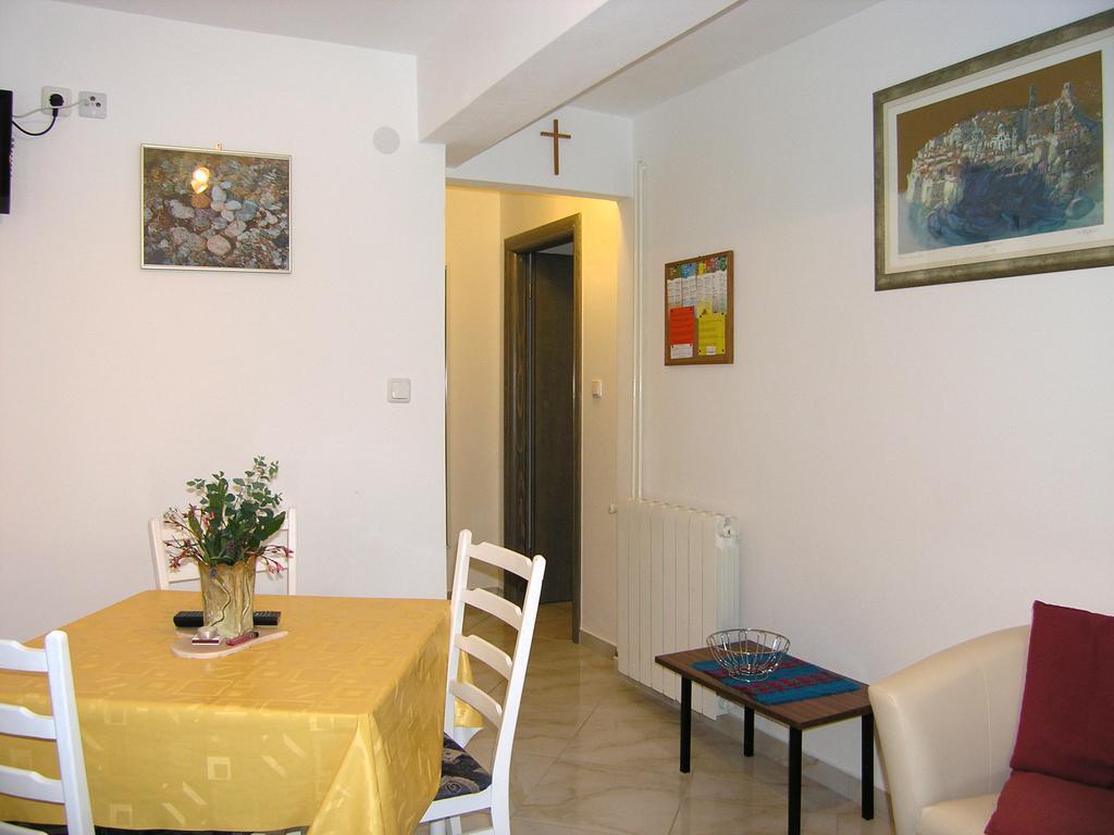 Apartment Martina Кърк Екстериор снимка